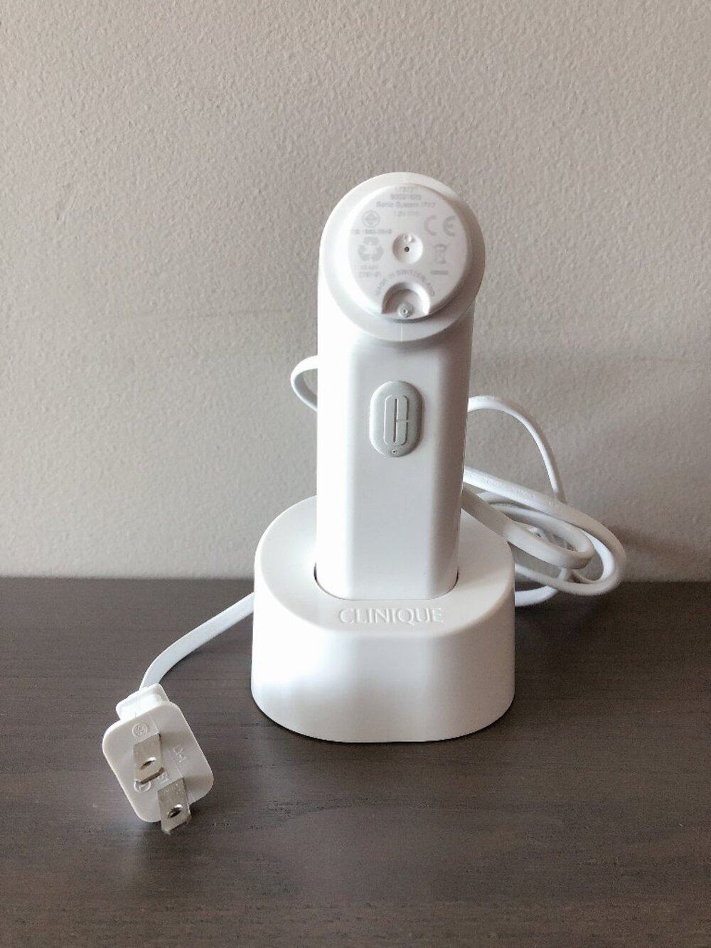 CLINIQUE Sonic System purifying cleansing brush system skincare beauty